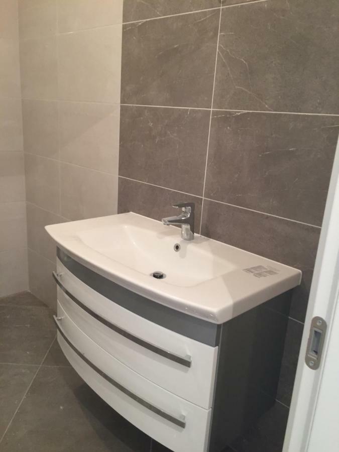 Apartman מדולין מראה חיצוני תמונה