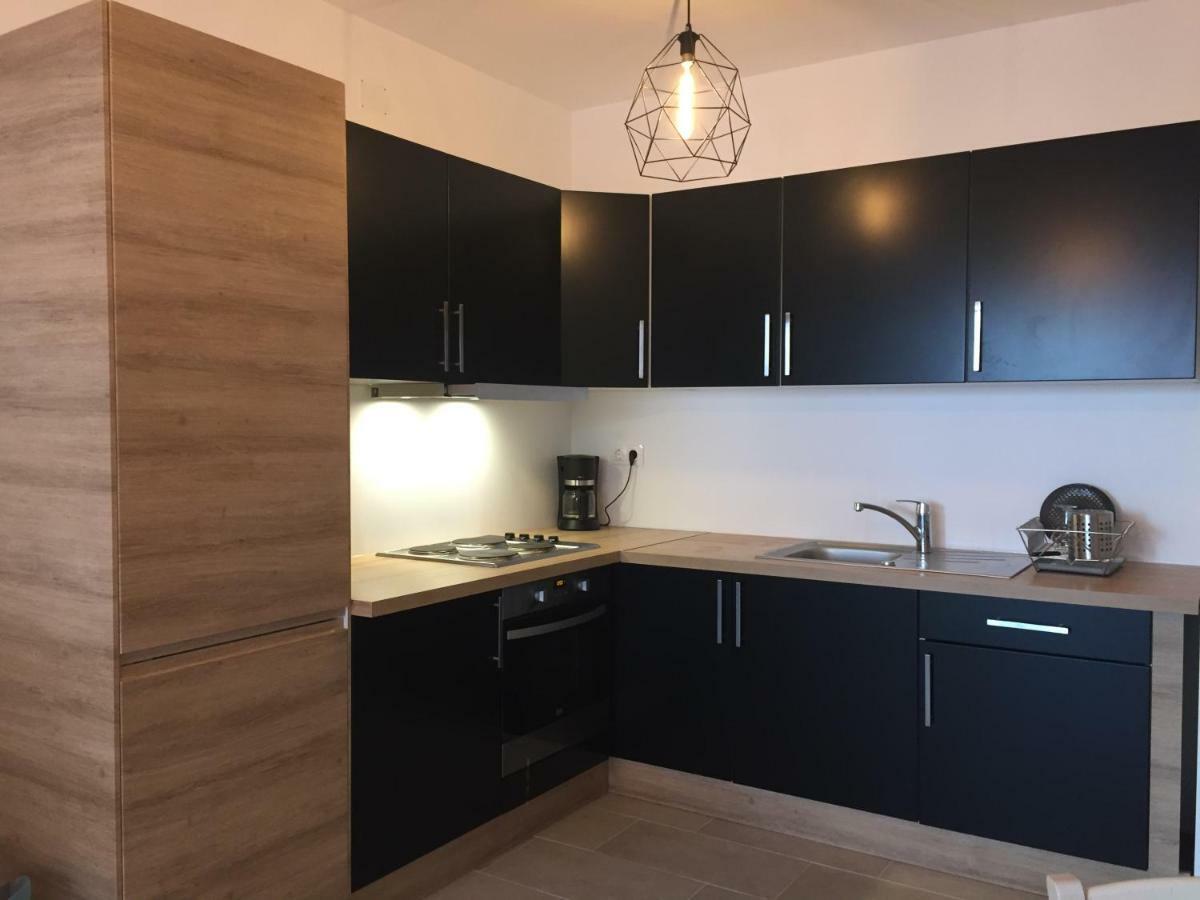 Apartman מדולין מראה חיצוני תמונה