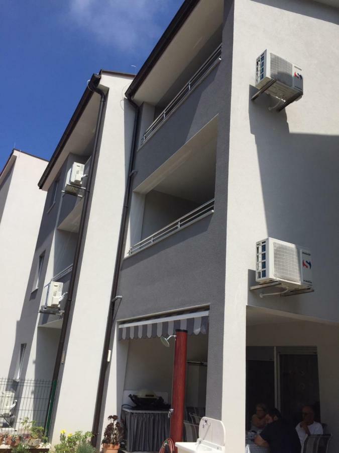 Apartman מדולין מראה חיצוני תמונה